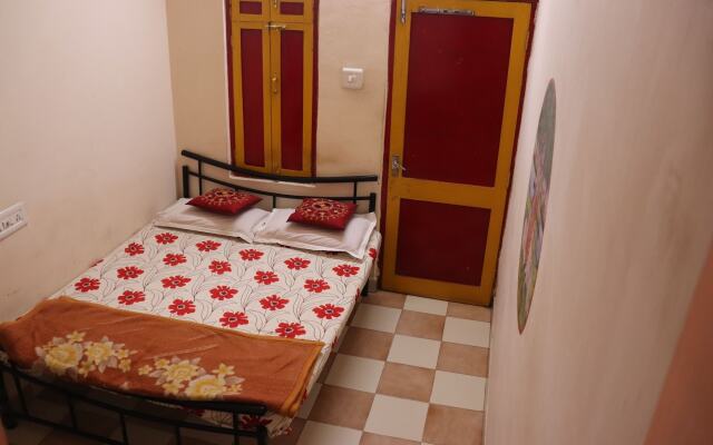 Govind Hotel