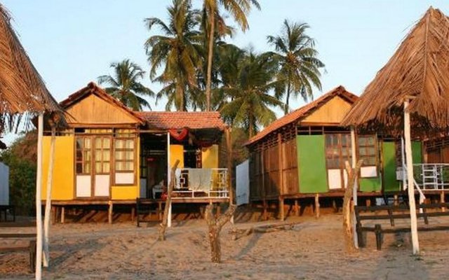 Romance Beach Huts