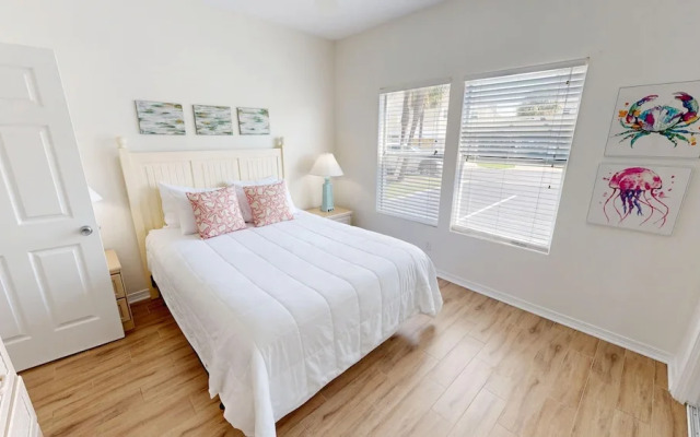 Sandpiper Cove 9141 3 Bedroom Condo by RedAwning