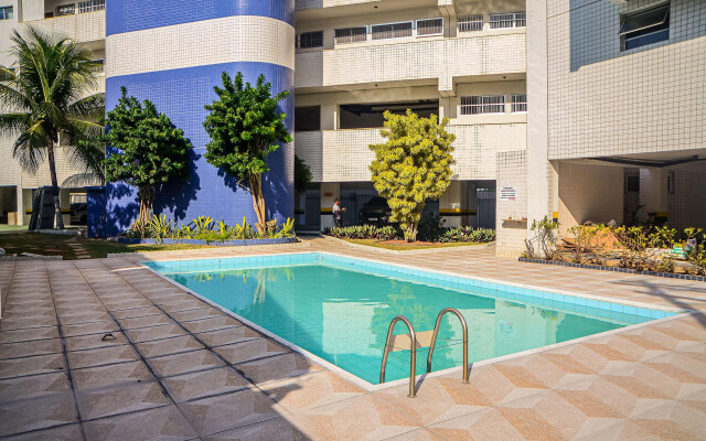 Apto 3Qts Cond. c/ piscina a 600m da Praia CEE202