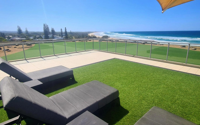 The Beach Cabarita