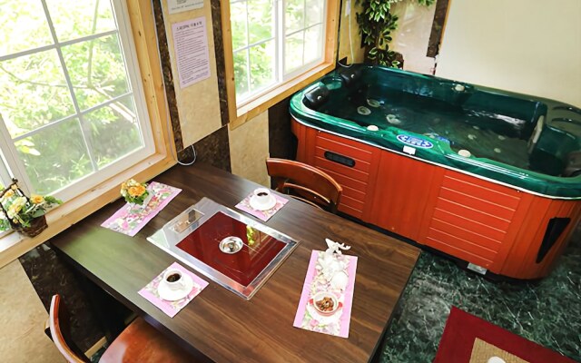 Namyangjuahndamiro Pension