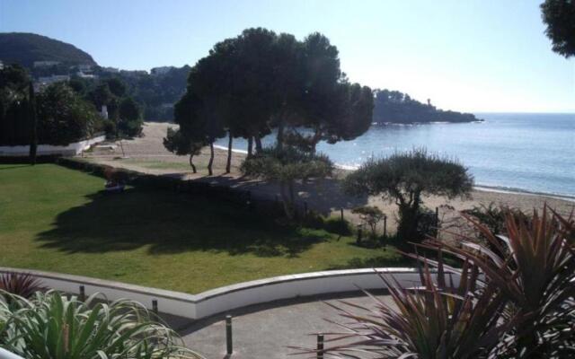 Almadraba F3 in Roses