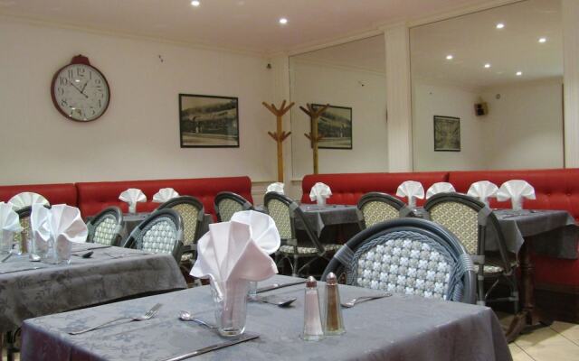 Hôtel Restaurant Le Bourgogne