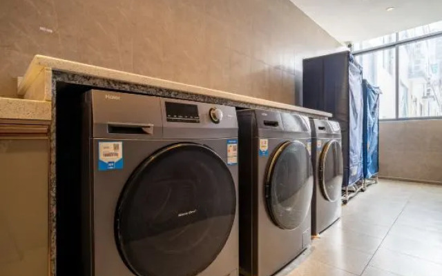 IU Hotel (Hezhou Zhaoping Government Affairs Center)