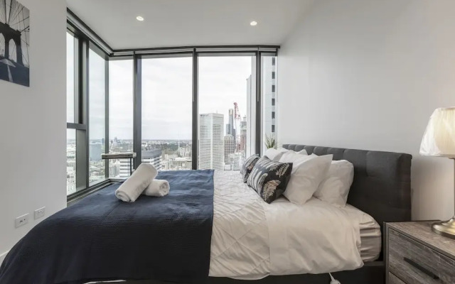 Trendy Melbourne 2 Bedroom Apartment by BnB Pro