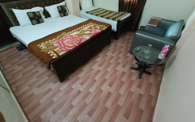 Lahore City Hotel
