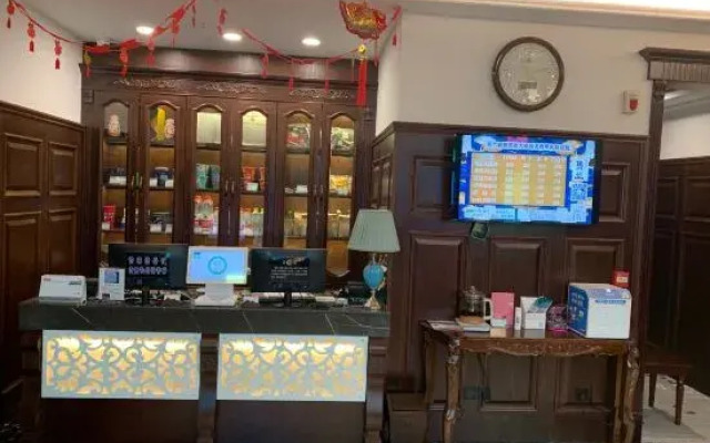 Zilan Alliance Hotel (Jinan Grand View Garden Wanda Plaza)