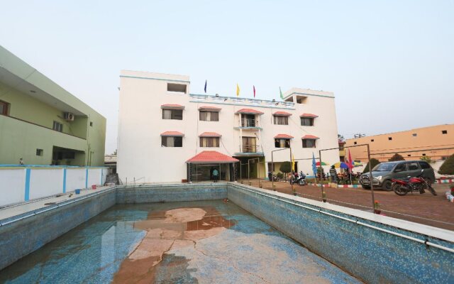 Golden Sea Queen Beach Resort By OYO Rooms