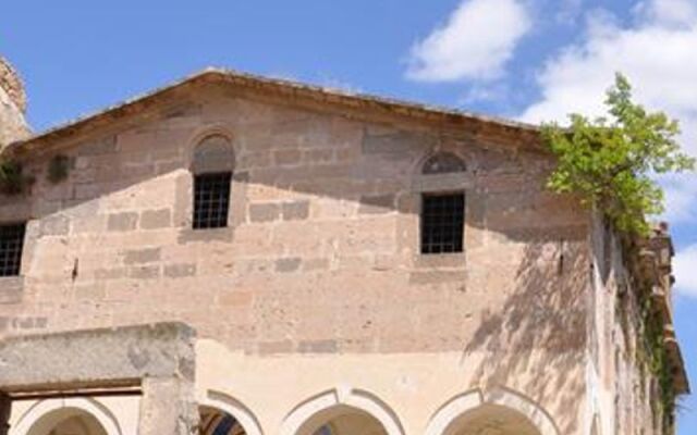 Cemil Koyu Cave House