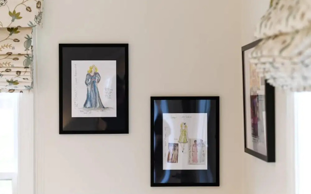 Playhouse Family Escape for 4!