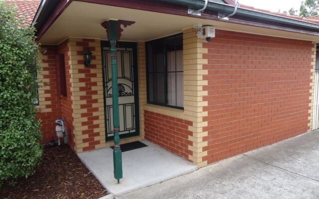 Fawkner Executive Suites & Serviced Apartments