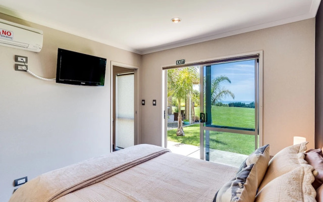 Napier Bed & Breakfast Tequila Sunrise