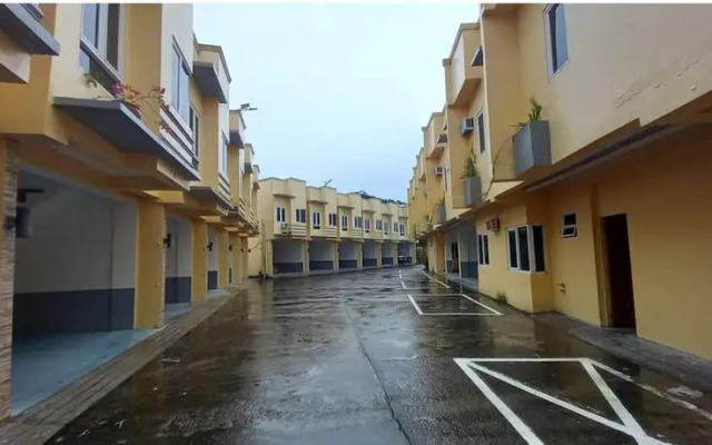 OYO 1036 Lendes Tourist Inn Annex