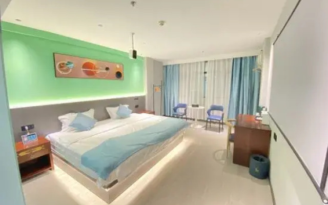 Ugele Hotel