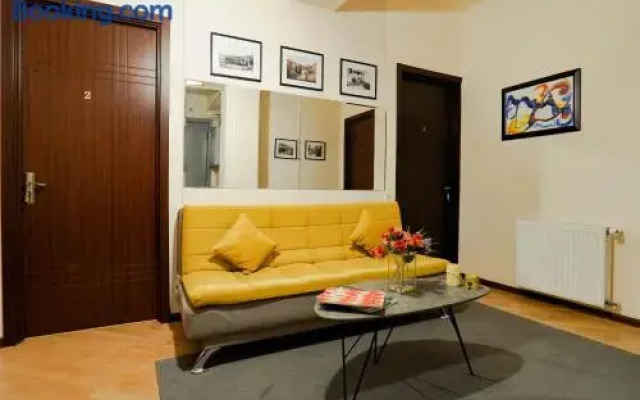 Check-In Hotel