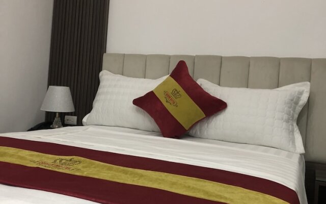 Queen Nhan Chinh Hotel