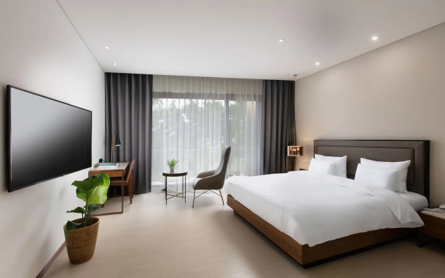 N Bridge Hotel