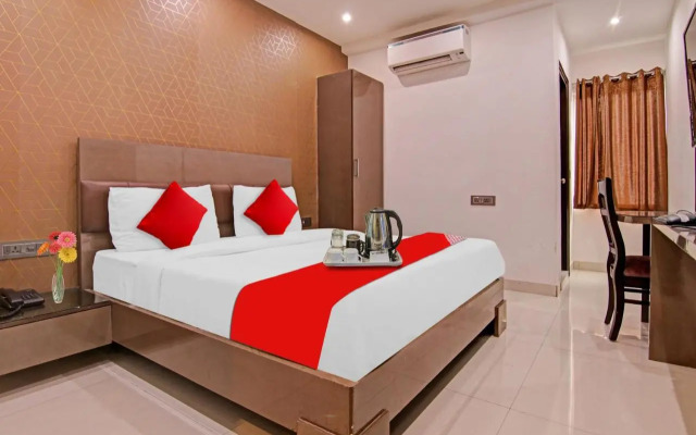 Collection O 70258 Hotel Wall Street