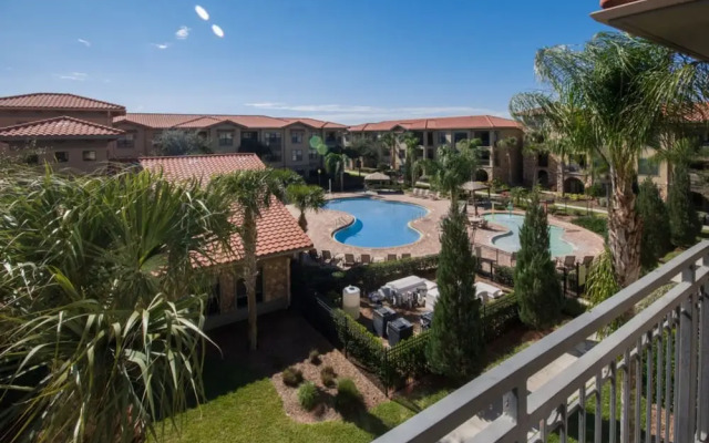 Bella Piazza 904 - 535