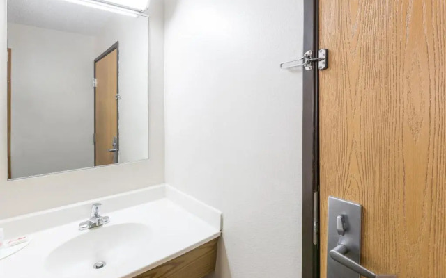 Super 8 Osceola Ia