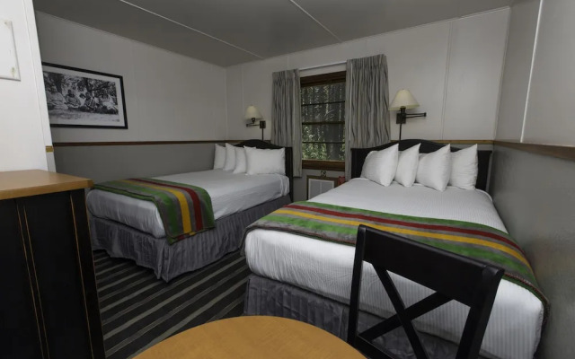Swiftcurrent Motor Inn and Cabins - Inside the Park