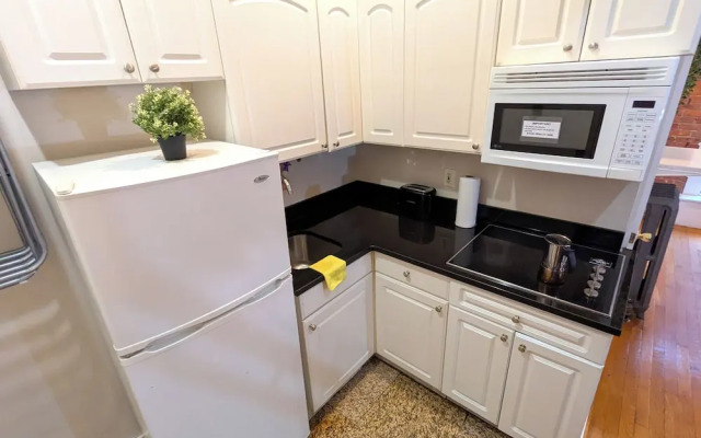 Macy Empire Apartments