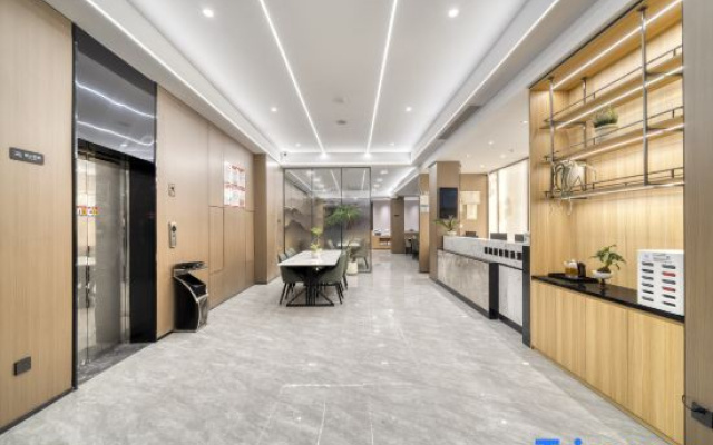 GreenTree Inn Smart Choice Hotel (Jiaxing Nanhu College Branch)