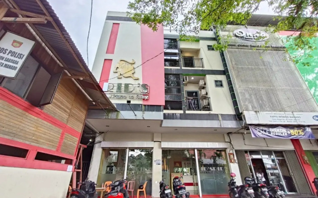 OYO 1769 Rid's Hotel