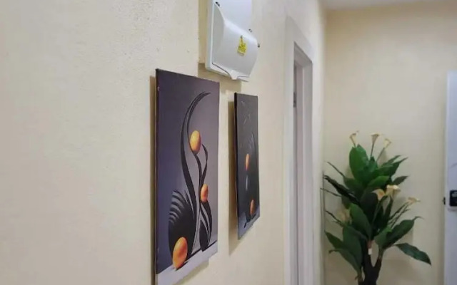 Comfortable Suite in Town