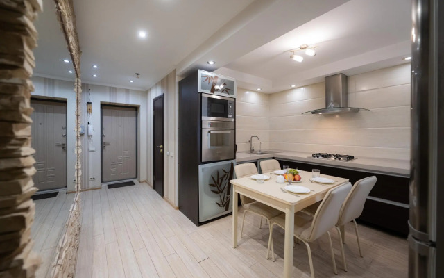 Апартаменты на проспекте Ленина 28