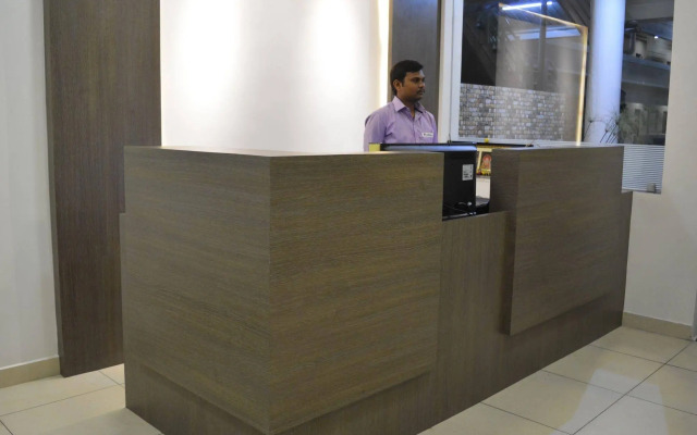 Hotel Sownthariyam