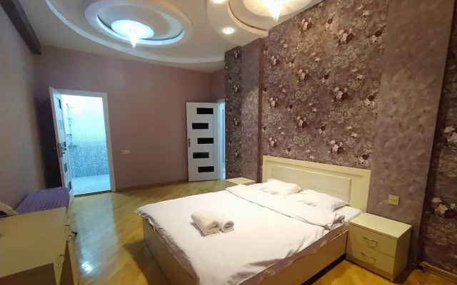 Bakuvi Tourist Apartment B074