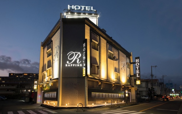 HOTEL RAFFINE - Adults Only — 2-star hotel in Toyonaka
