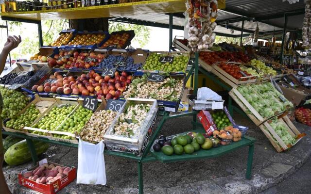 Apartments "sea view" Miki & Ivana