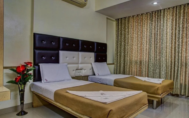 Hotel New Holiday Plaza