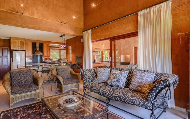 San Lameer Villa Rentals 14107