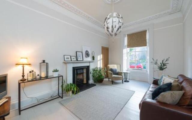 Dean Terrace Apartment