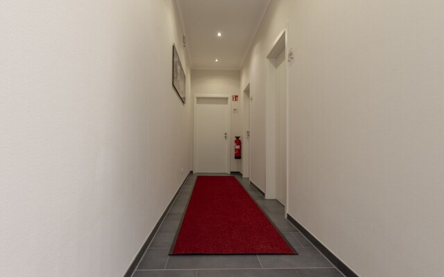 Mey Hotel