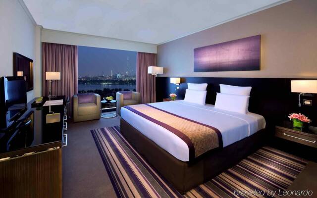 Pullman Dubai Creek City Centre Hotel