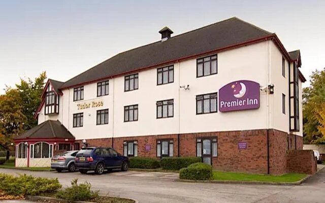 Premier Inn Wirral (Two Mills)