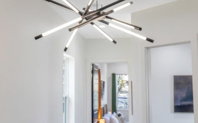 Modern Mid-city Maison