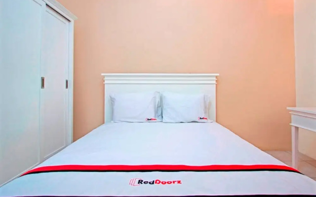 RedDoorz near Atmajaya University