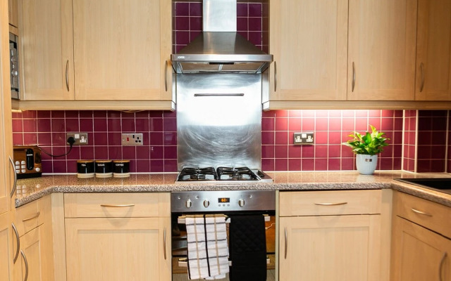 The Pinnacle by Jim Paul Apartments