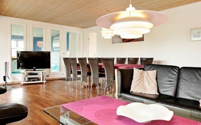Inviting Holiday Home in Henne With Solarium