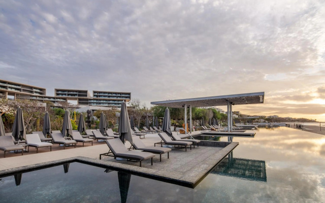 The Club at Solaz, Luxury Villas