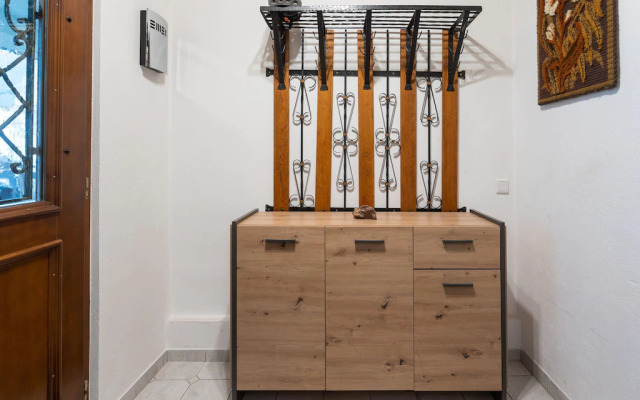 Beautiful apartment in Salzburg with garden