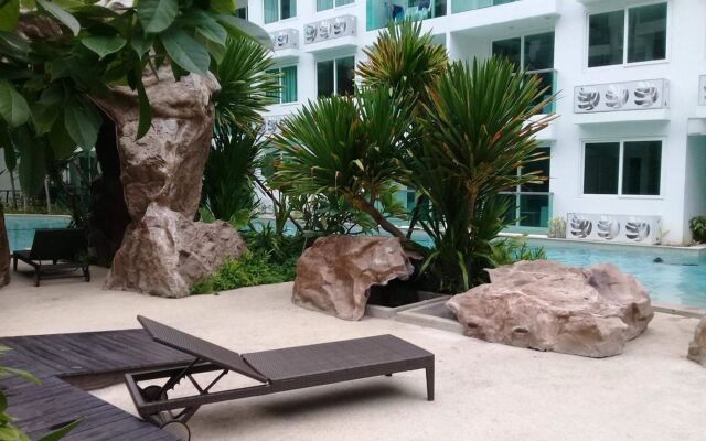 Amazon Residence Condo by MaiNot