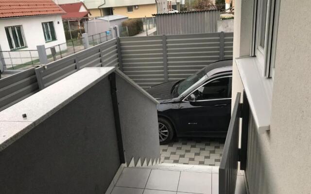 Apartment SARA - free parking for 2 cars