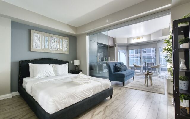 Yorkville Modern 1 Bedroom Suite Toronto